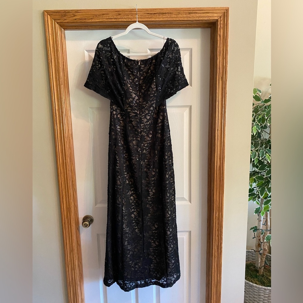 Chic Black Lace Maxi Dress - Picture 3 of 16